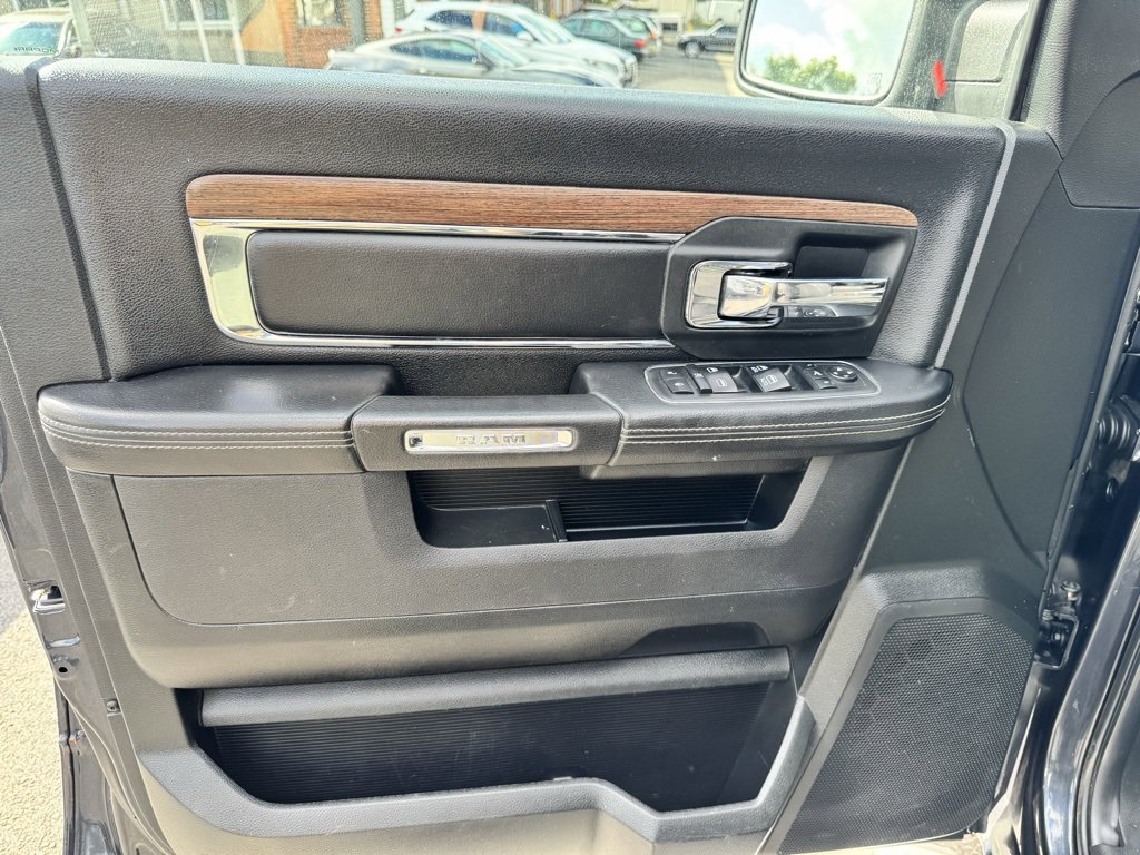 Used 2018 RAM 1500 Laramie w/ Convenience Group image 19