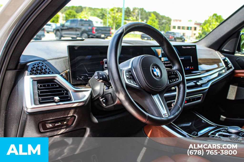 Used 2024 BMW X5 xDrive40i w/ M Sport Package AWD/4WD image 33