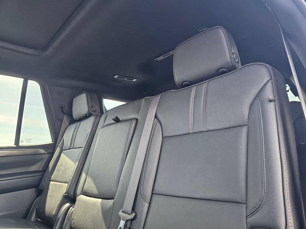 Used 2021 Chevrolet Tahoe RST AWD/4WD image 19