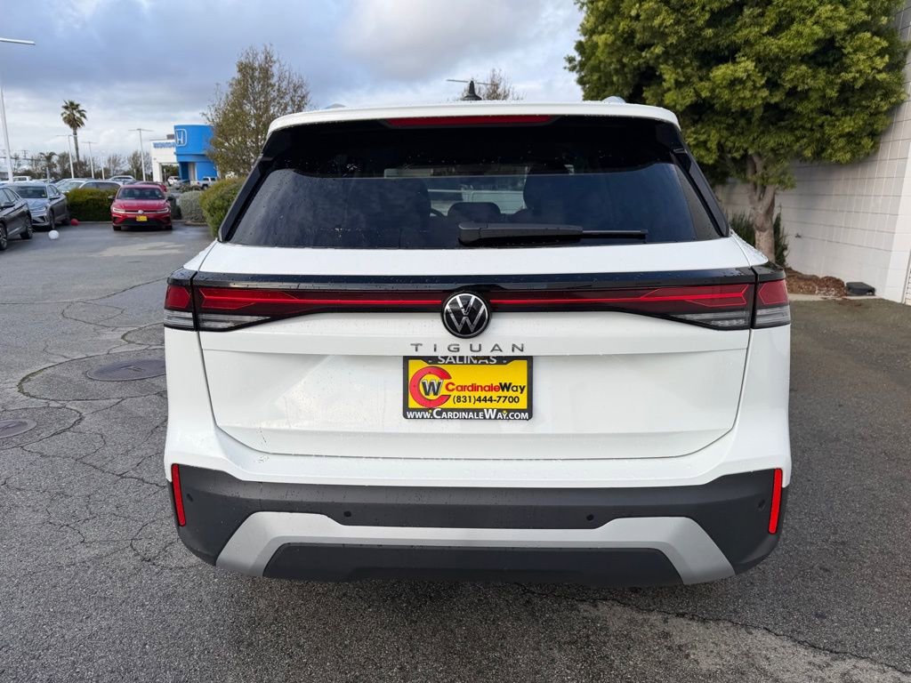 New 2026 Volkswagen Tiguan S FWD image 5