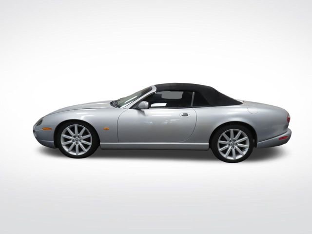 Used 2005 Jaguar XK8 Convertible image 2