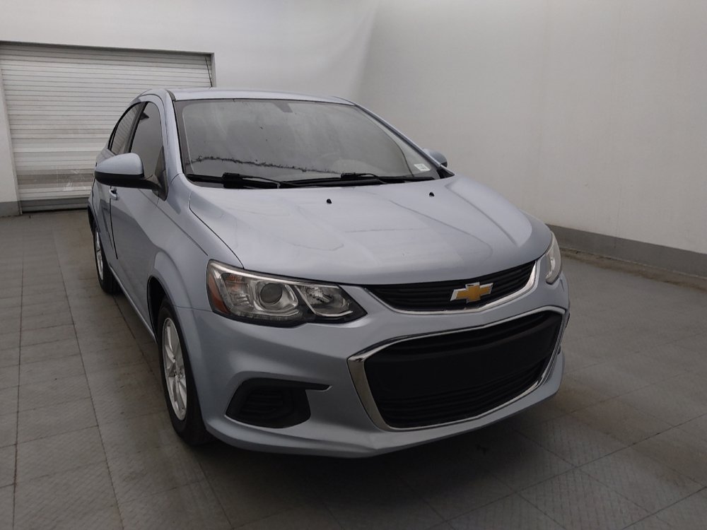 Used 2018 Chevrolet Sonic LT w/ Convenience Package FWD image 13