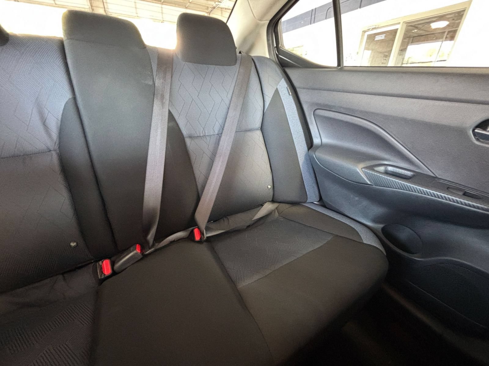 Used 2025 Nissan Versa SV FWD image 35
