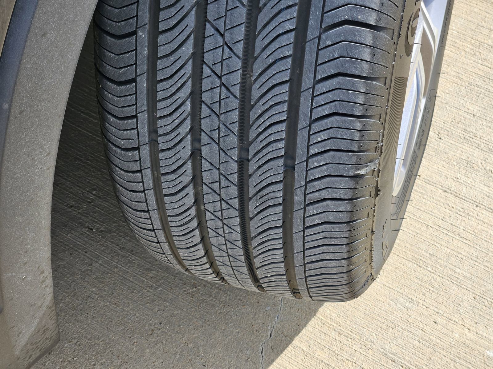 Certified 2023 Cadillac XT4 Sport image 13