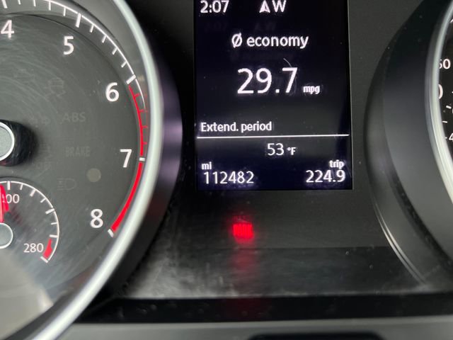 Used 2017 Volkswagen Golf Wolfsburg Edition image 24