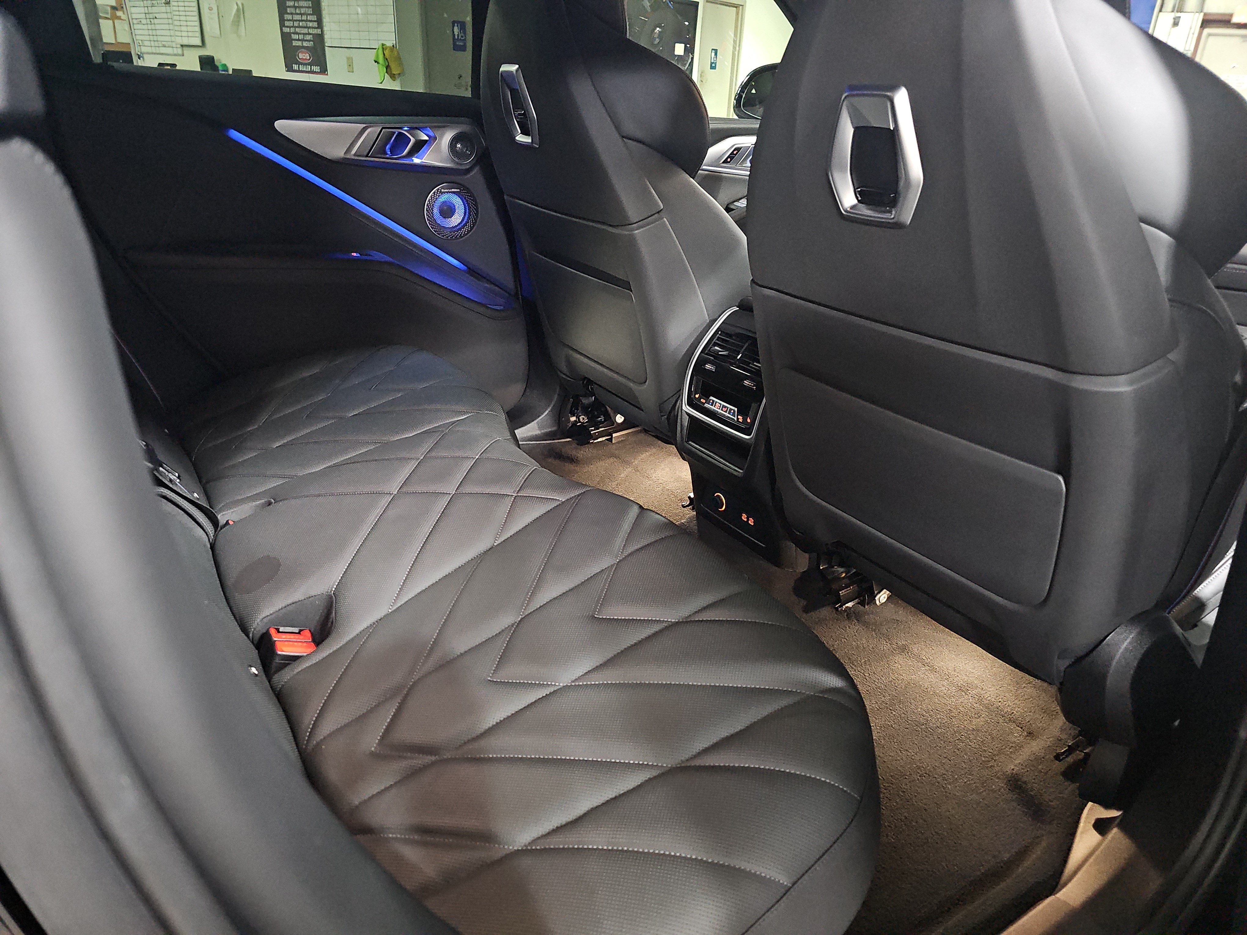 Used 2023 BMW XM AWD/4WD image 11