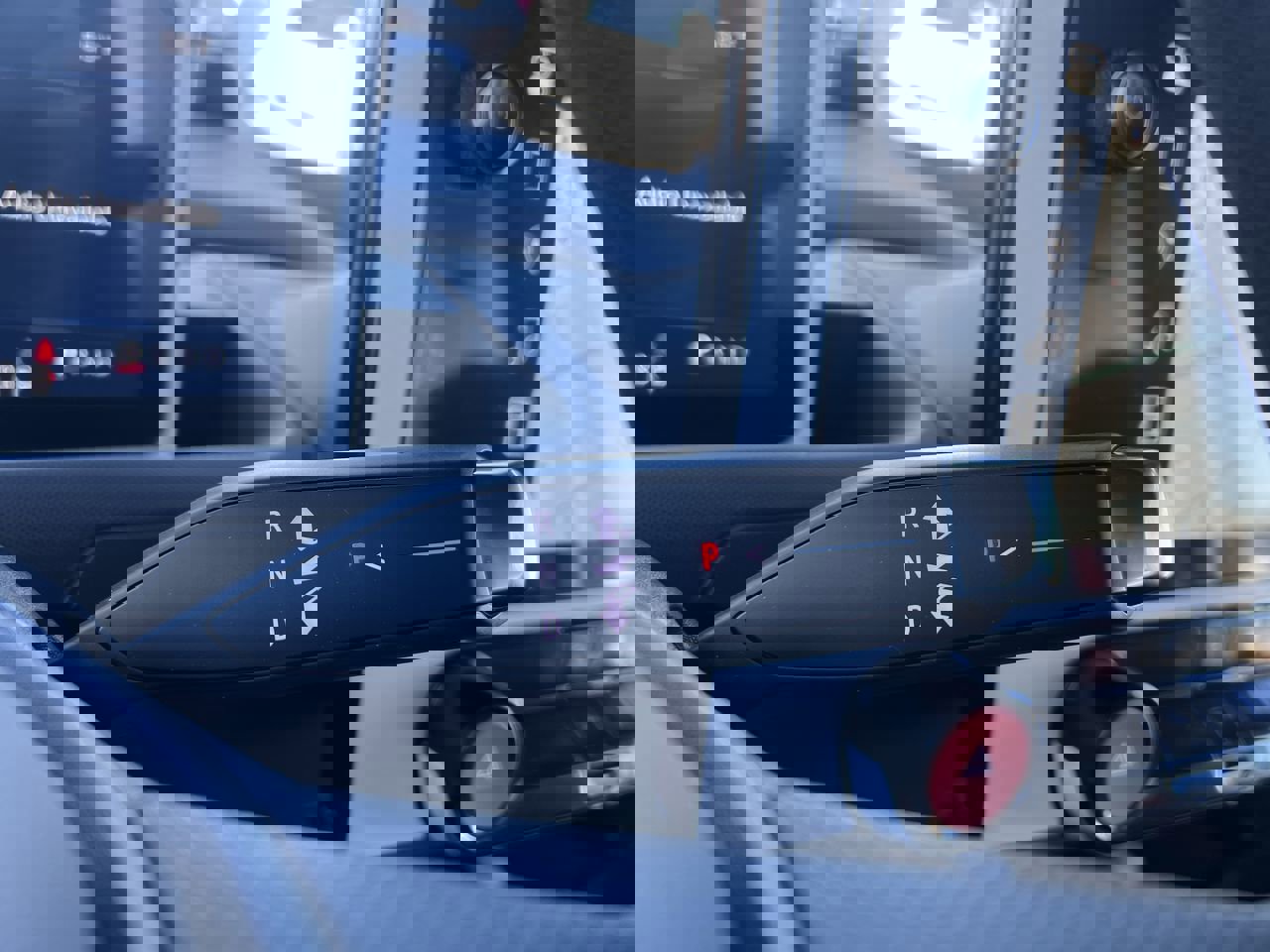 New 2025 Chevrolet Brightdrop 400 w/ Power Door Package image 8