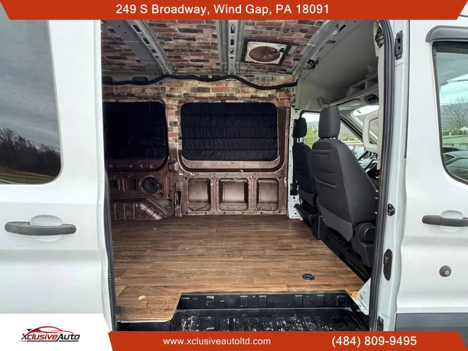 Used 2018 Ford Transit 150 XLT image 16