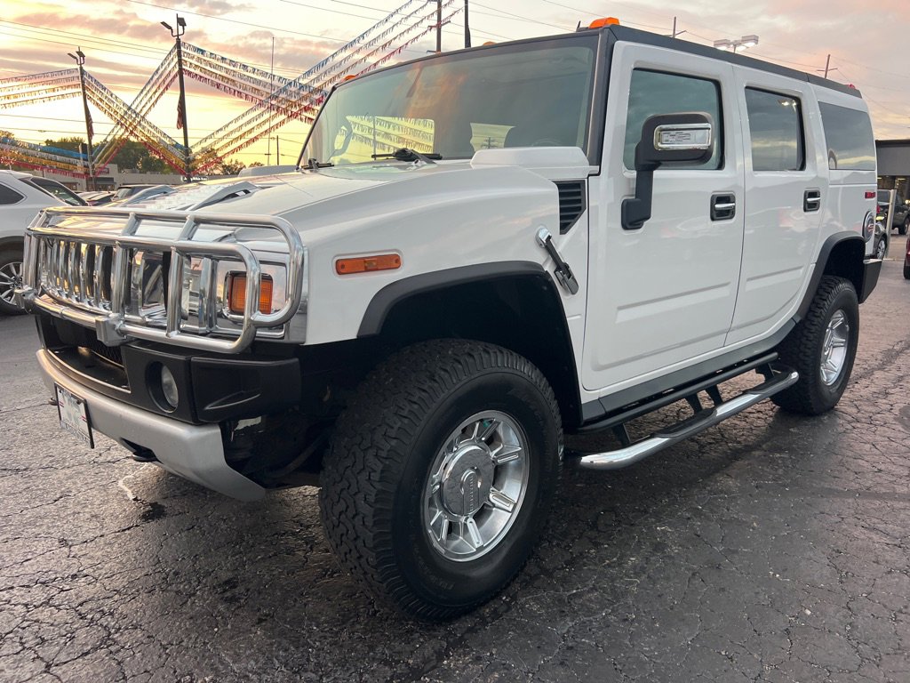 Used 2009 HUMMER H2 image 3