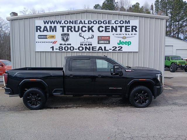 Used 2024 GMC Sierra 2500 AT4 w/ AT4 Premium Plus Package image 2