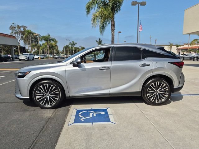Used 2026 Lexus RX 350 Premium Plus w/ Convenience Package AWD/4WD image 8