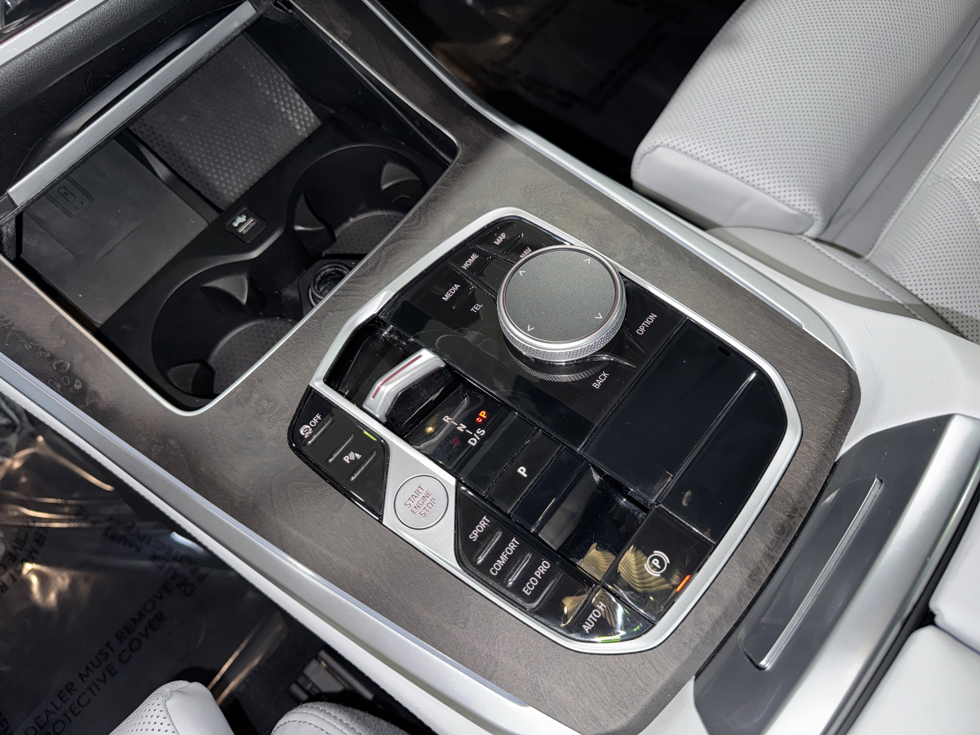Certified 2024 BMW X5 sDrive40i w/ Premium Package image 28