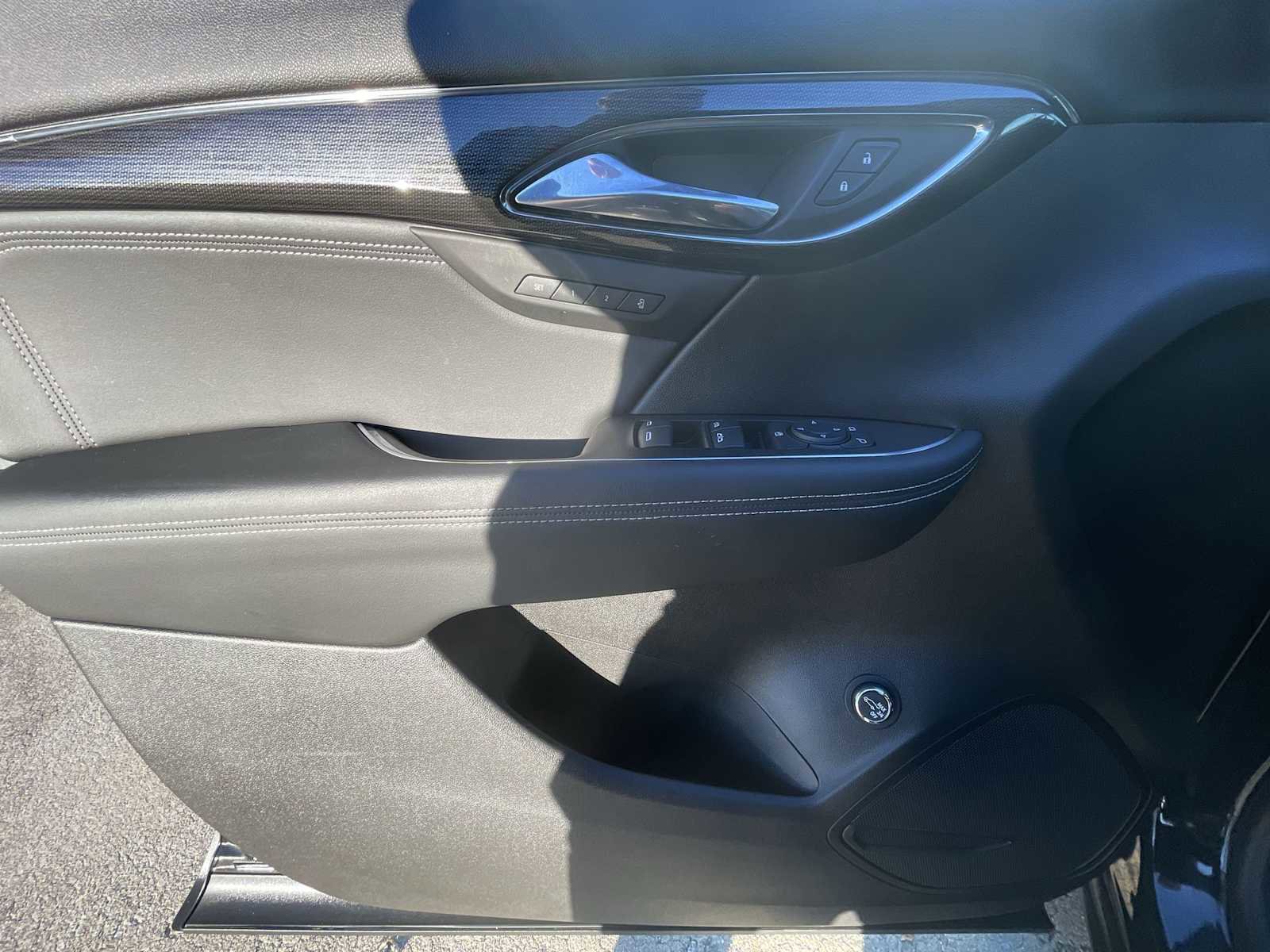 Certified 2023 Buick Envision Essence image 21