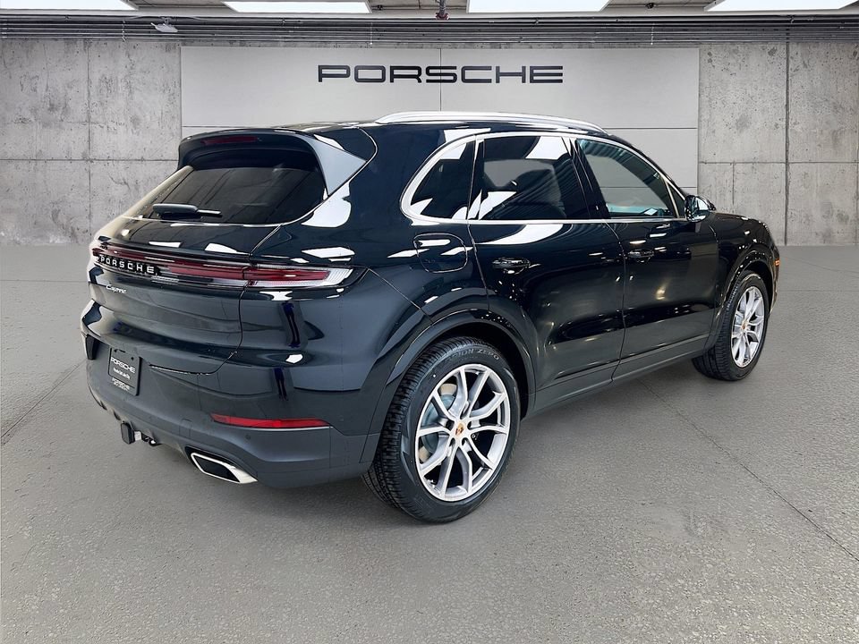 New 2026 Porsche Cayenne AWD/4WD image 9
