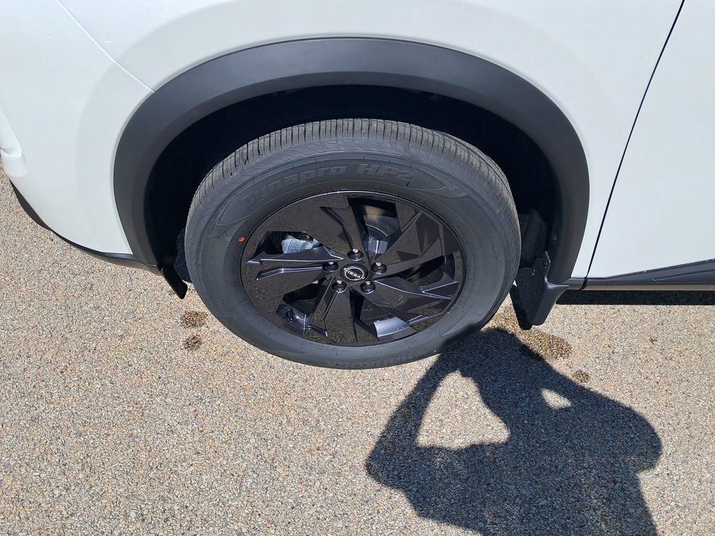 New 2026 Nissan Rogue SV w/ Cold Weather Package AWD/4WD image 28