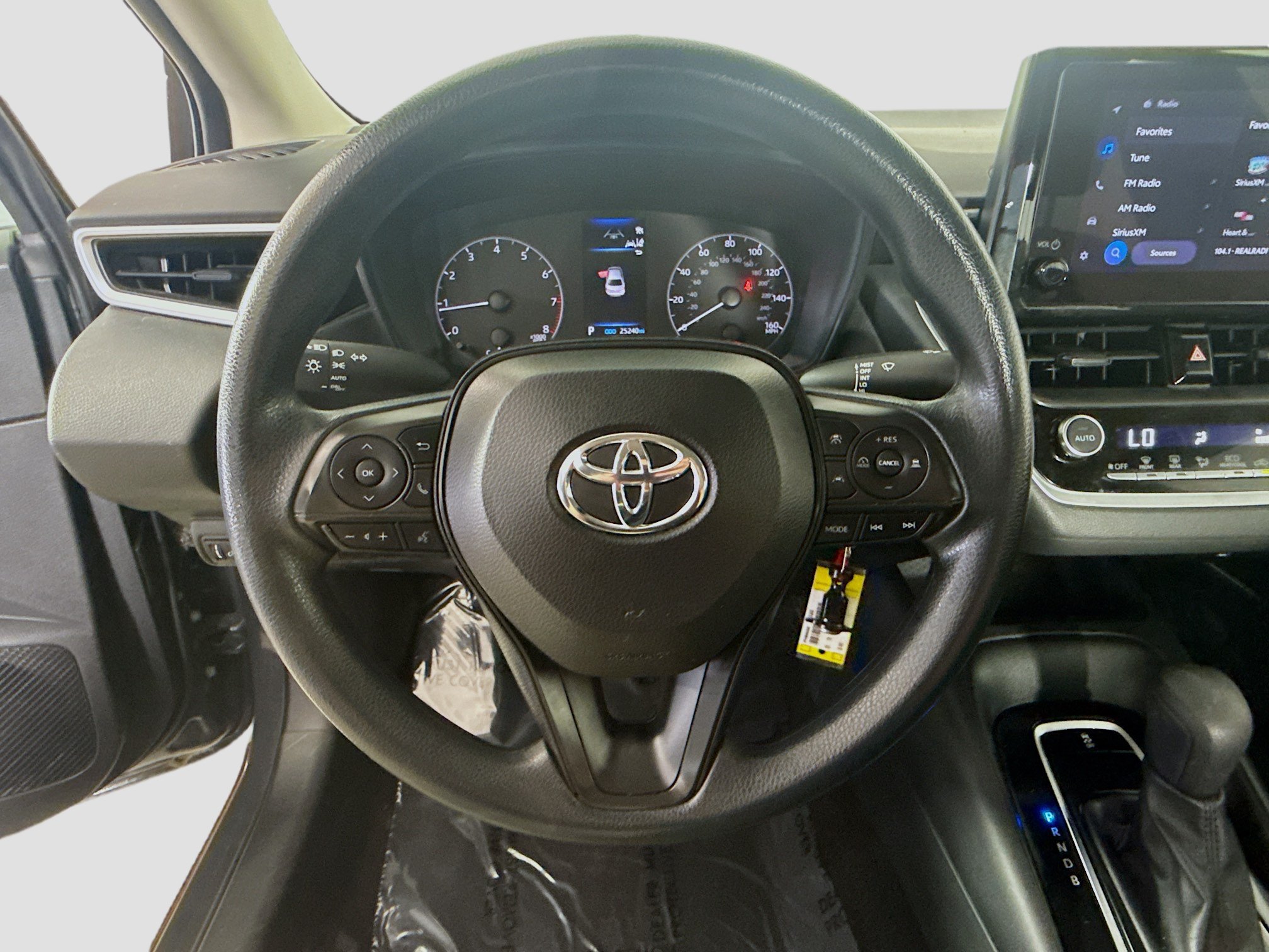 Used 2023 Toyota Corolla LE FWD image 13