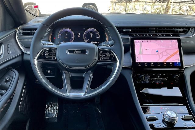 New 2025 Jeep Grand Cherokee L Overland image 17