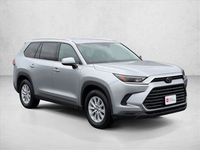 Certified 2025 Toyota Grand Highlander AWD image 3