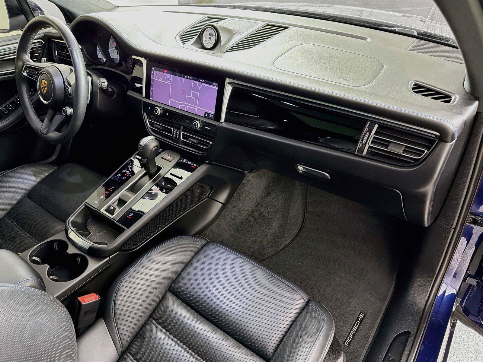 Certified 2024 Porsche Macan GTS AWD/4WD image 30