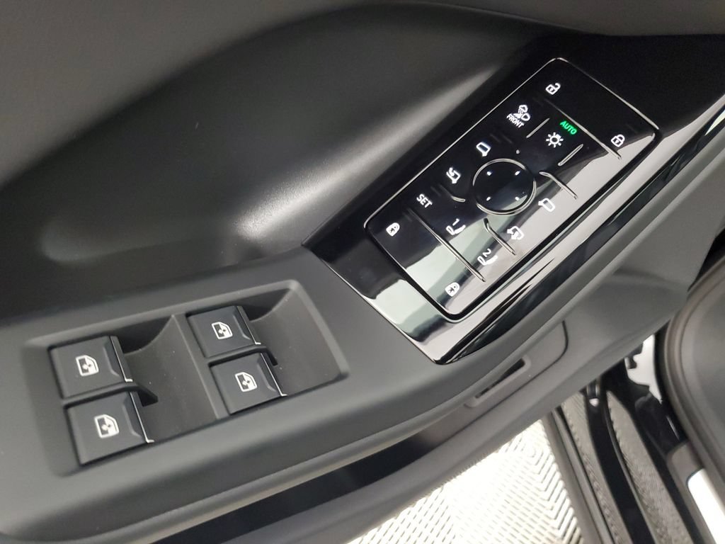 New 2027 Audi Q6 e-tron Premium Plus AWD/4WD image 20