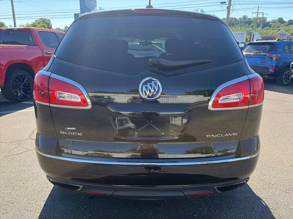 Used 2017 Buick Enclave Leather FWD image 6