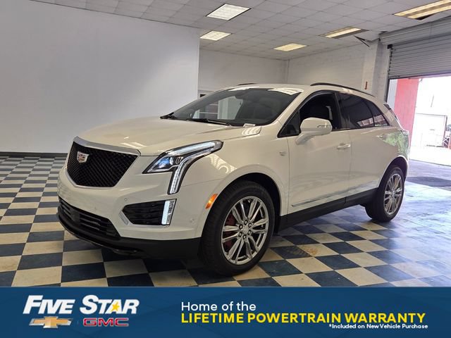New 2026 Cadillac XT5 Sportv w/ LPO, Floor Liner Package AWD/4WD image 3