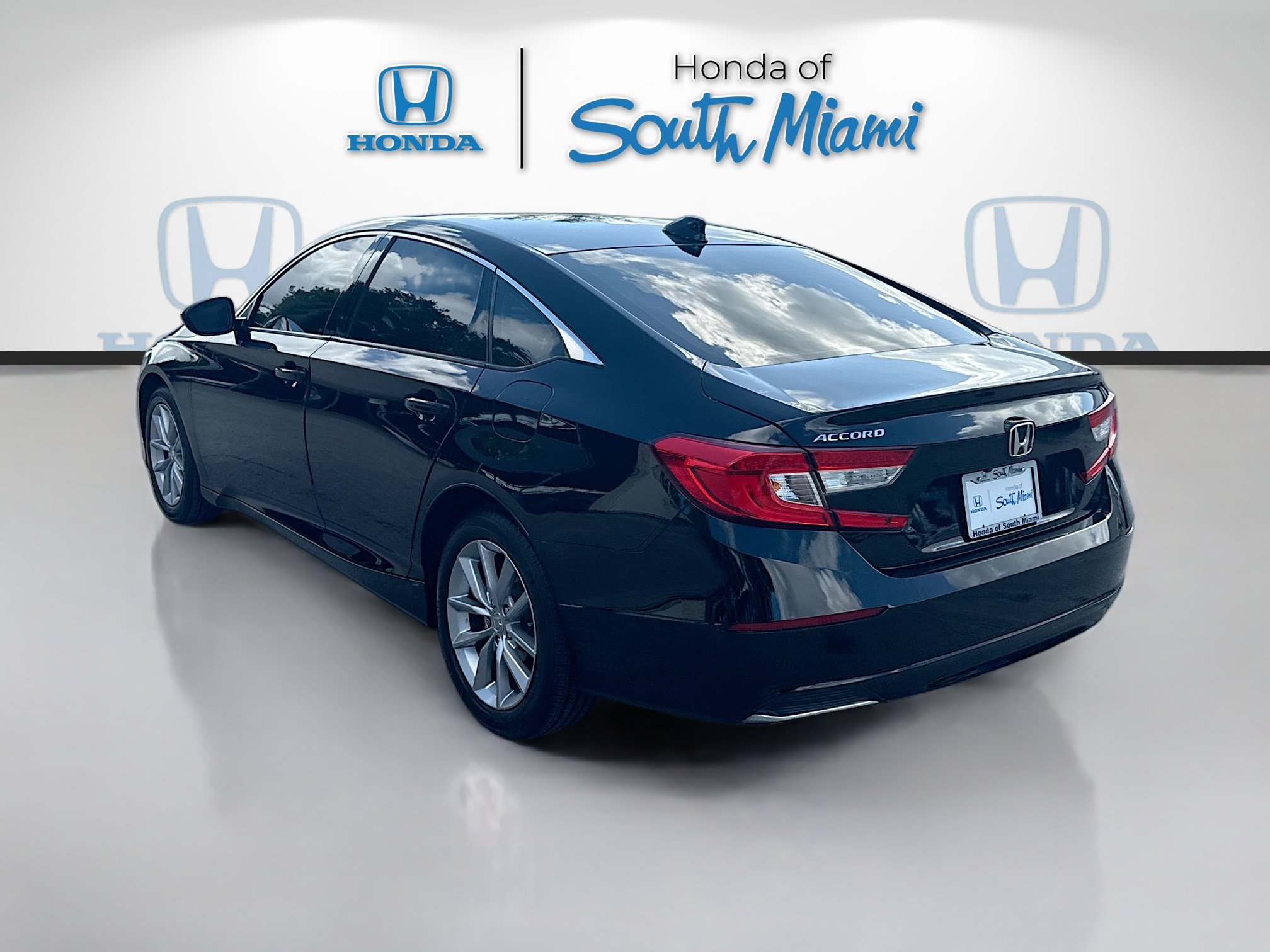 Used 2021 Honda Accord LX image 5