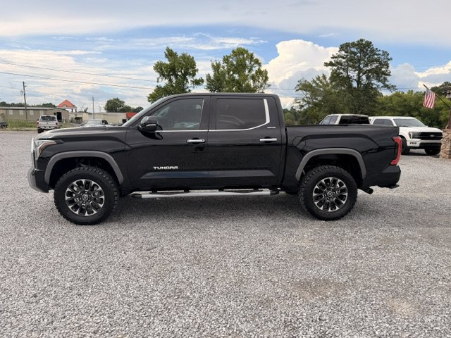 Used 2023 Toyota Tundra Limited AWD/4WD image 4