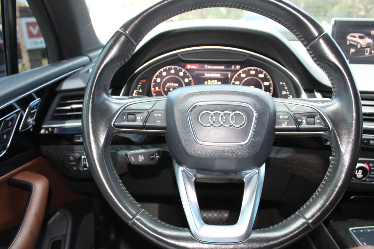 Used 2017 Audi Q7 3.0T Premium Plus AWD/4WD image 31