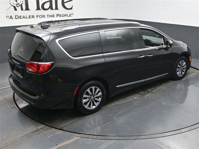 Used 2020 Chrysler Pacifica Touring-L Plus w/ Advanced Safetytec Group image 40