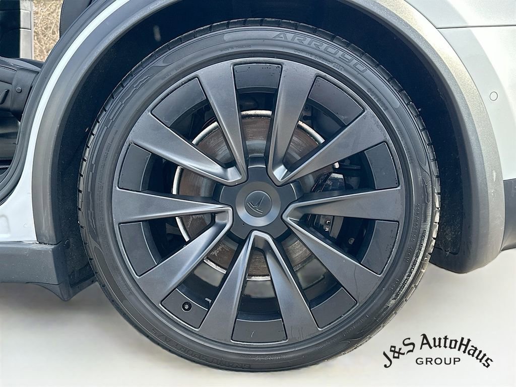 Used 2023 Tesla Model X Plaid image 41