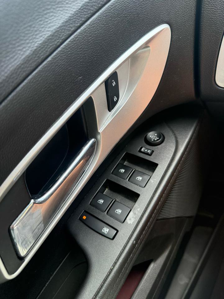 Used 2015 Chevrolet Equinox LS FWD image 22