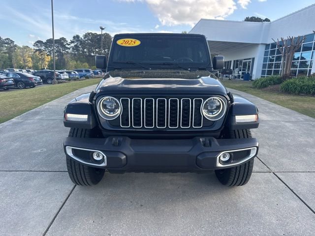 Used 2025 Jeep Wrangler Unlimited Sahara w/ Safety Group AWD/4WD image 2