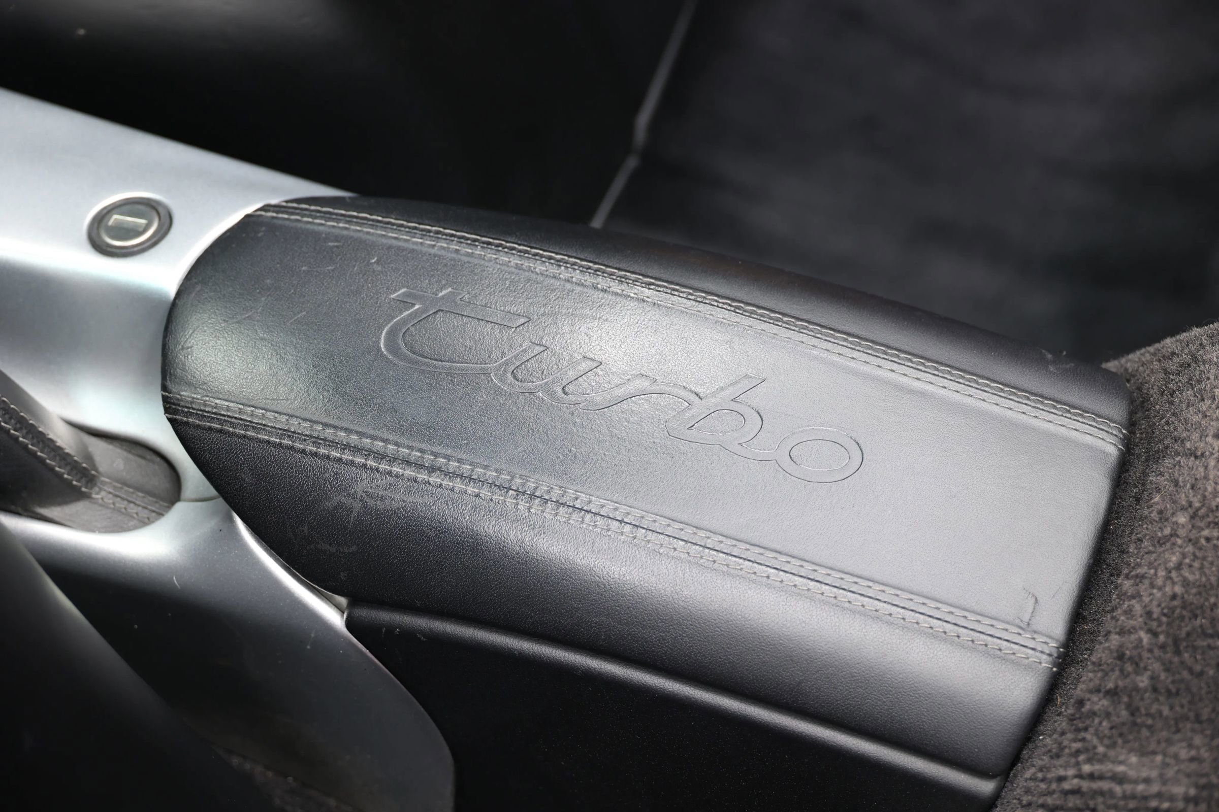 Used 2005 Porsche 911 Turbo image 54