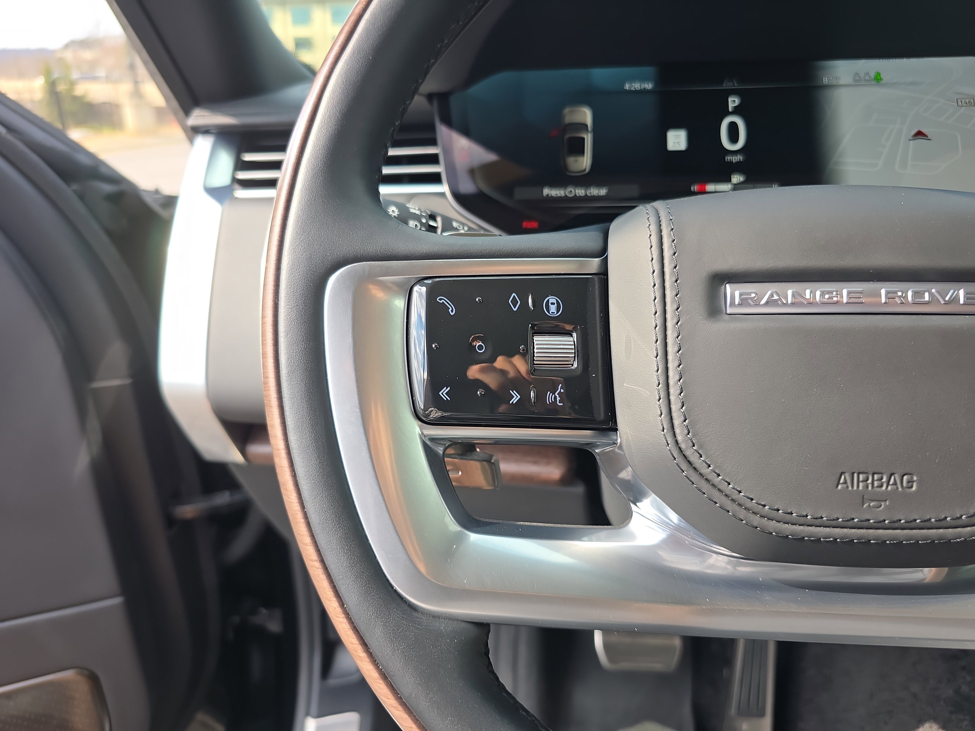 Certified 2025 Land Rover Range Rover Autobiography AWD/4WD image 31