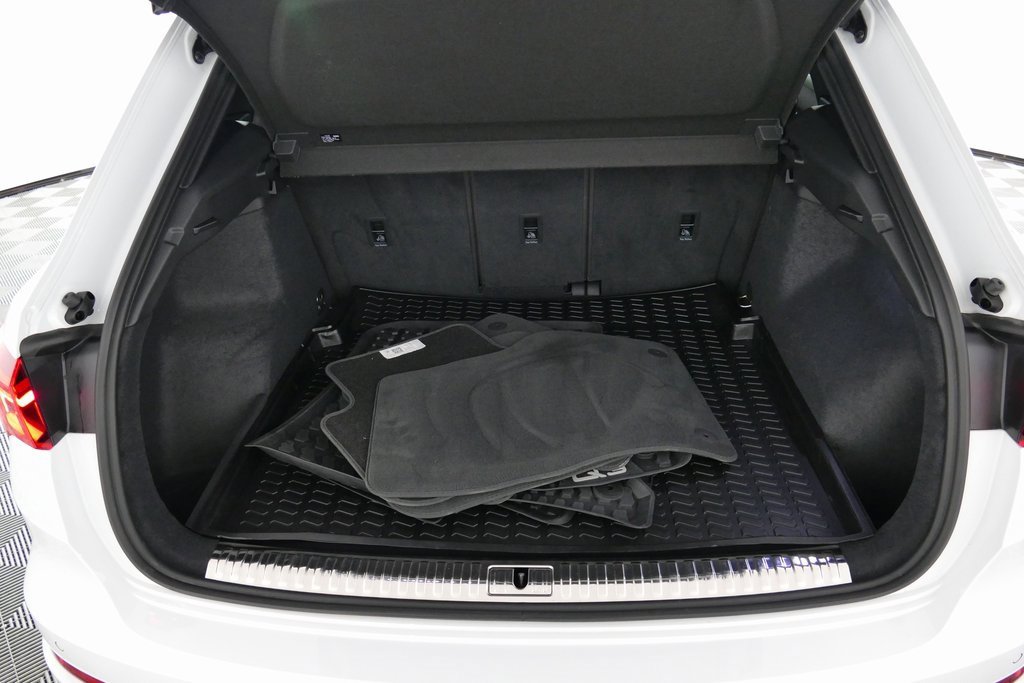 Used 2023 Audi Q3 2.0T Premium Plus w/ Premium Plus Package image 30