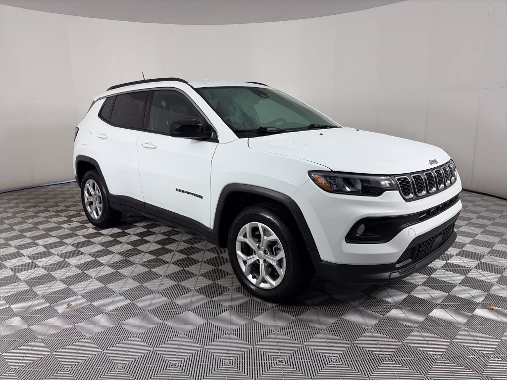 Used 2024 Jeep Compass Latitude