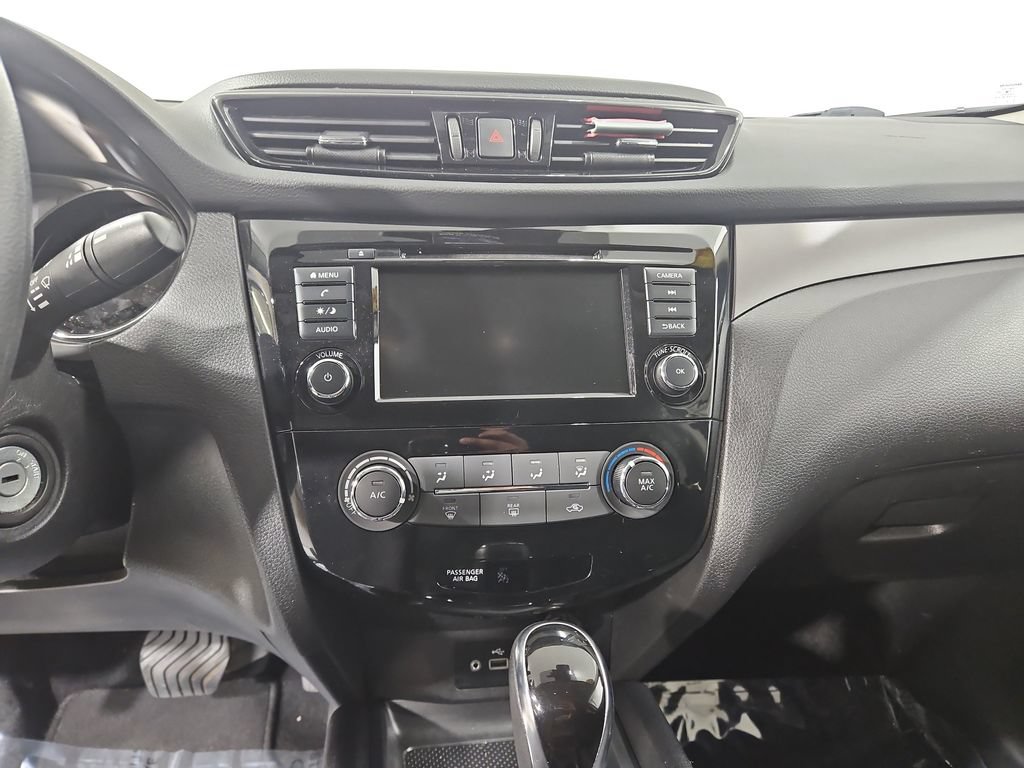 Used 2021 Nissan Rogue Sport S AWD/4WD image 19