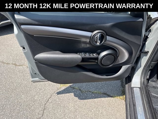 Used 2022 MINI Cooper 4-Door Hardtop FWD image 13