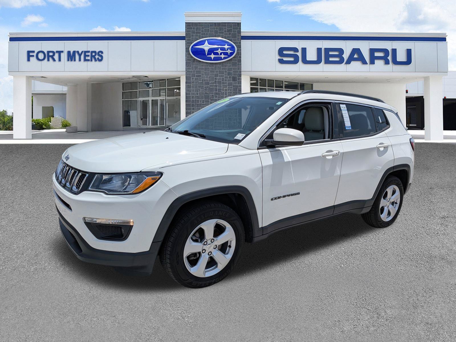 Used 2018 Jeep Compass Latitude FWD image 8