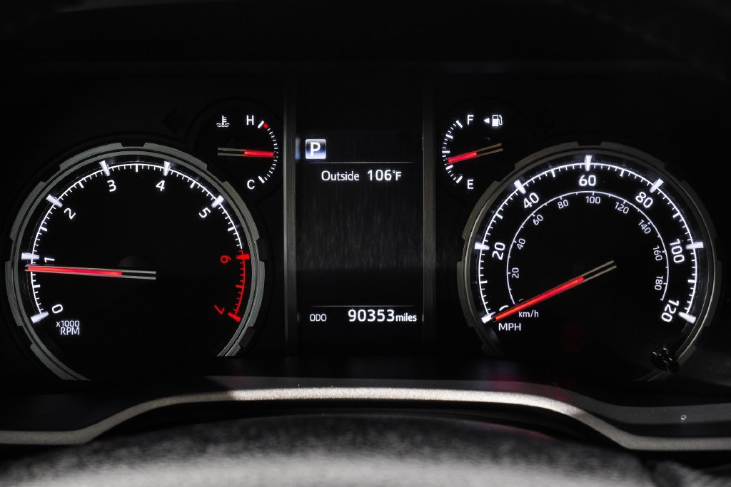 Used 2022 Toyota 4Runner Limited AWD/4WD image 16