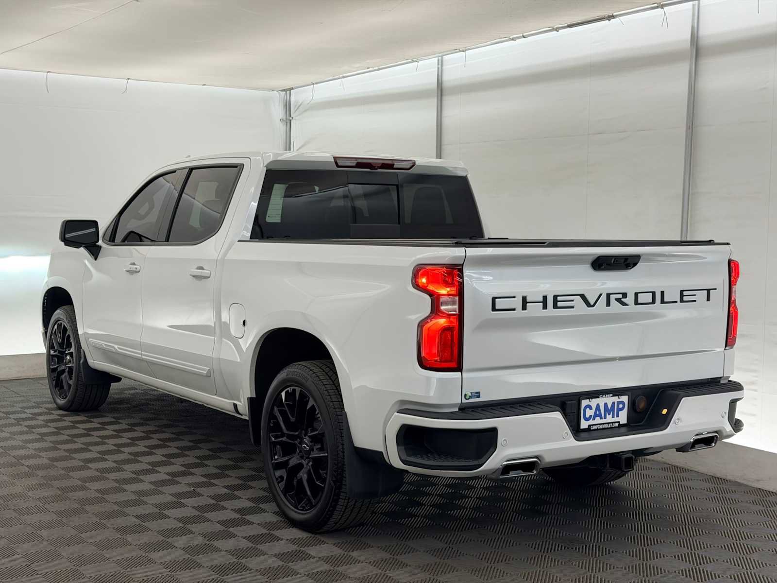 Used 2022 Chevrolet Silverado 1500 High Country image 4
