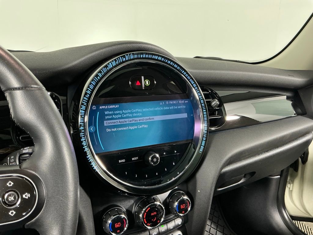 Used 2023 MINI Cooper 2-Door Hardtop image 16