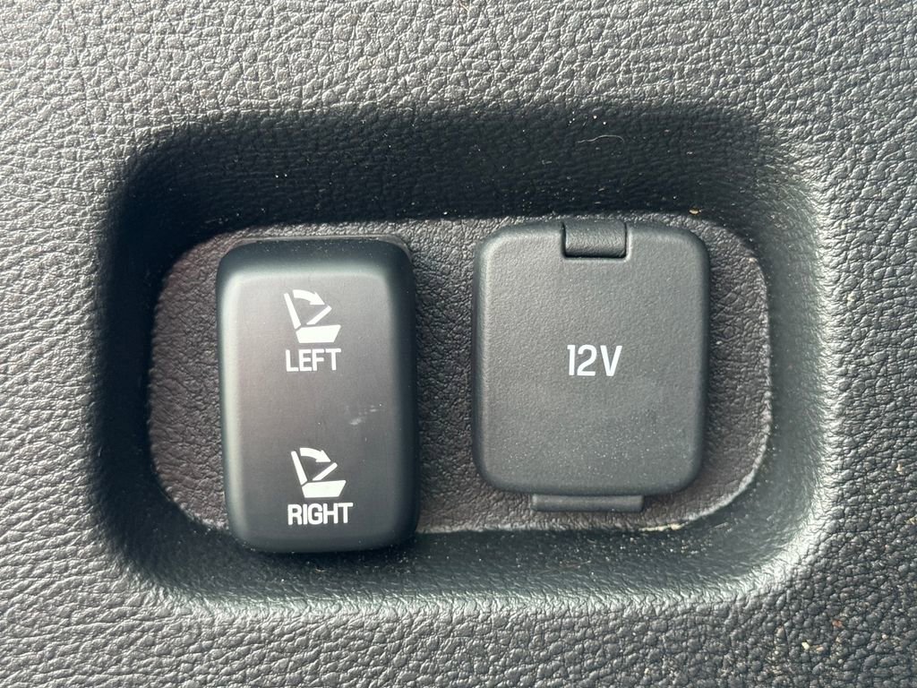 Used 2024 Ford Edge SEL w/ Convenience Package AWD/4WD image 32