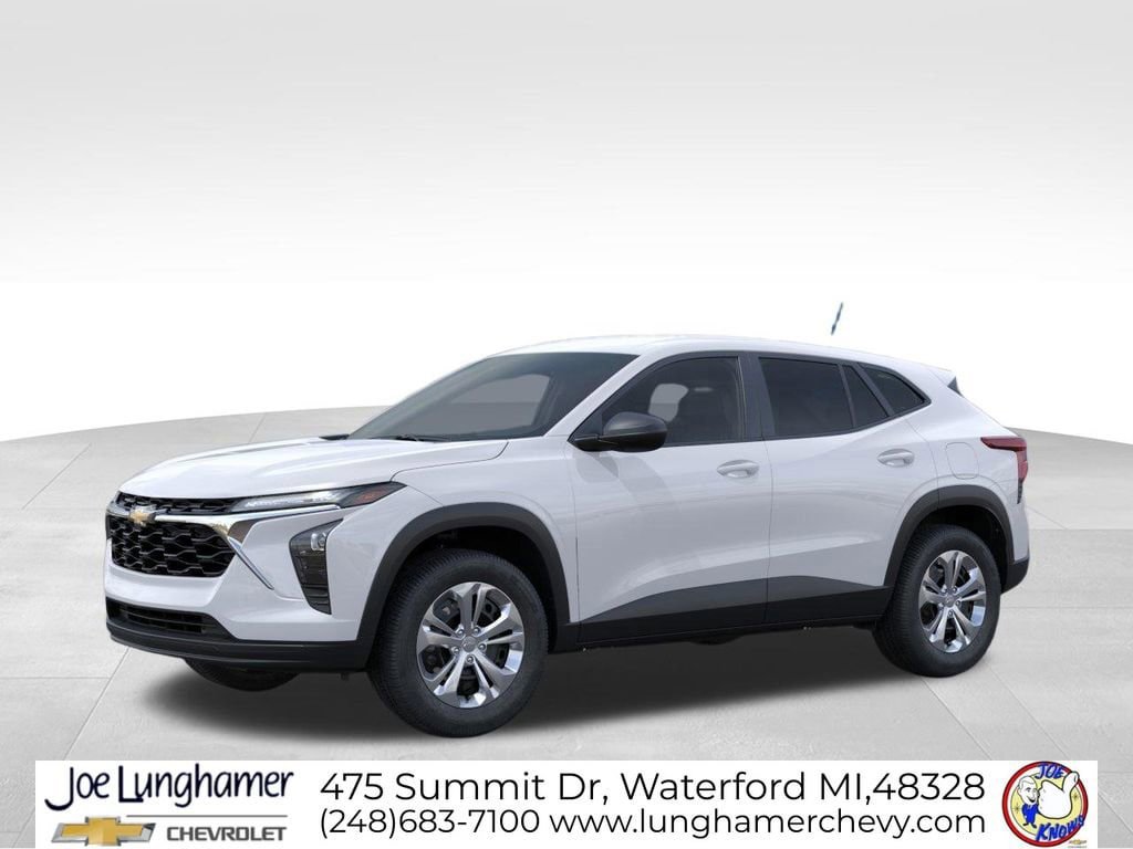 New 2026 Chevrolet Trax LS FWD image 2