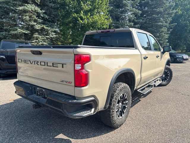 Used 2022 Chevrolet Silverado 1500 ZR2 w/ Technology Package AWD/4WD image 3