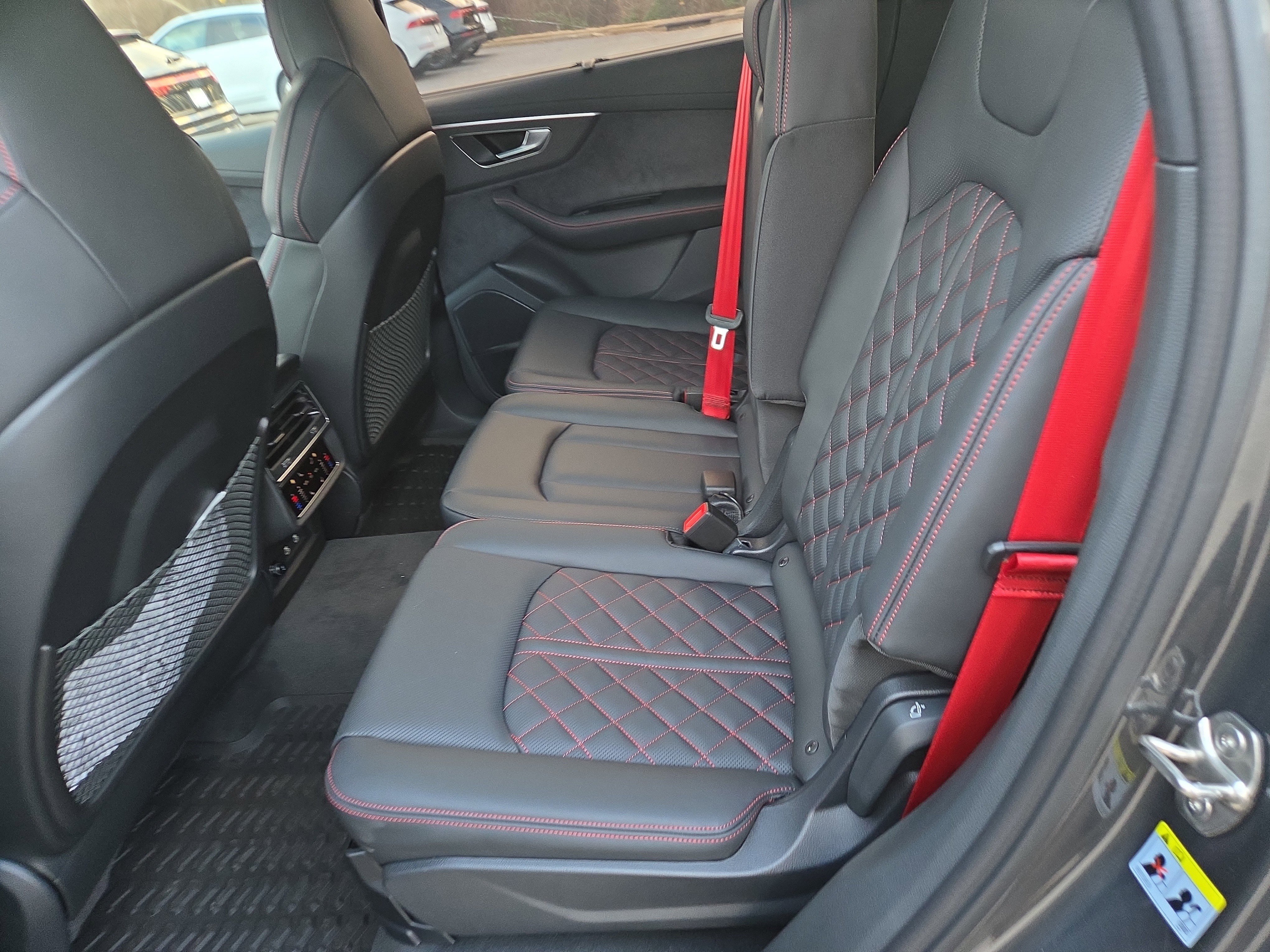 New 2026 Audi Q7 3.0T Prestige image 6