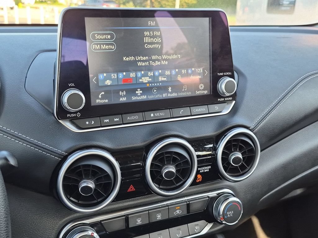 Used 2025 Nissan Sentra SV FWD image 17