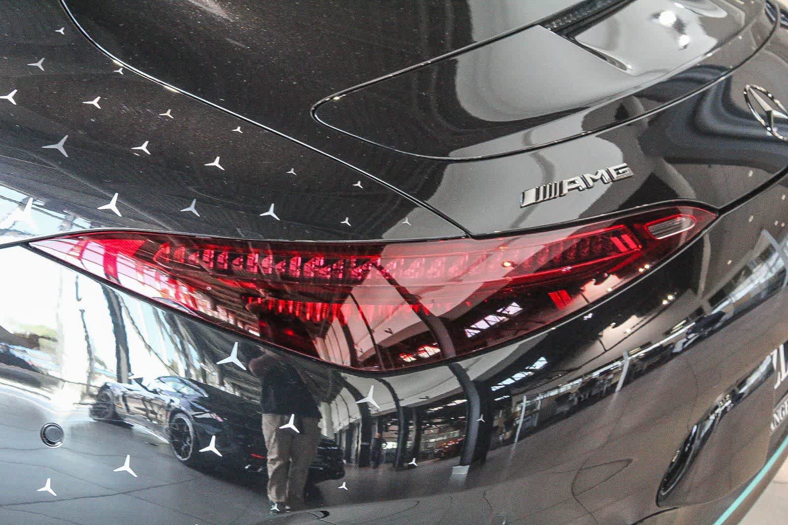 New 2024 Mercedes-Benz SL 63 AMG 4MATIC image 6