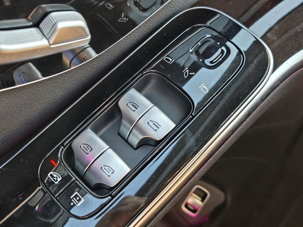 Used 2025 Mercedes-Benz S 500 4MATIC image 27